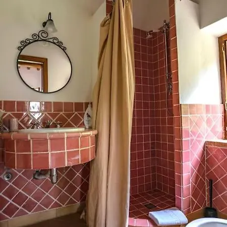 Casale In Val D Orcia Dağ evi Sarteano