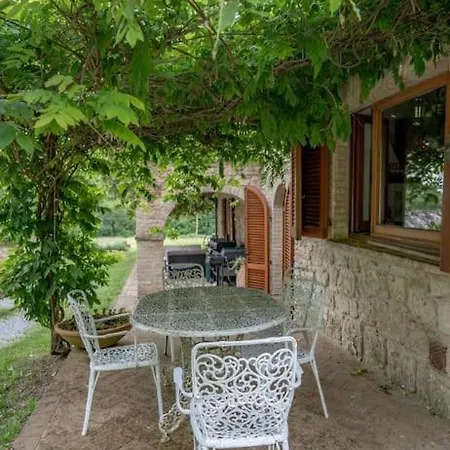 Casale In Val D Orcia Dağ evi